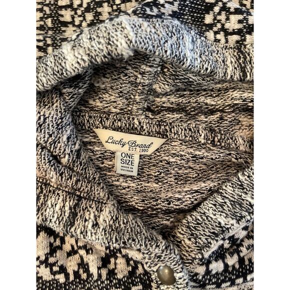 Lucky Brand Hooded snap front poncho
O/S - Picture 6 of 7